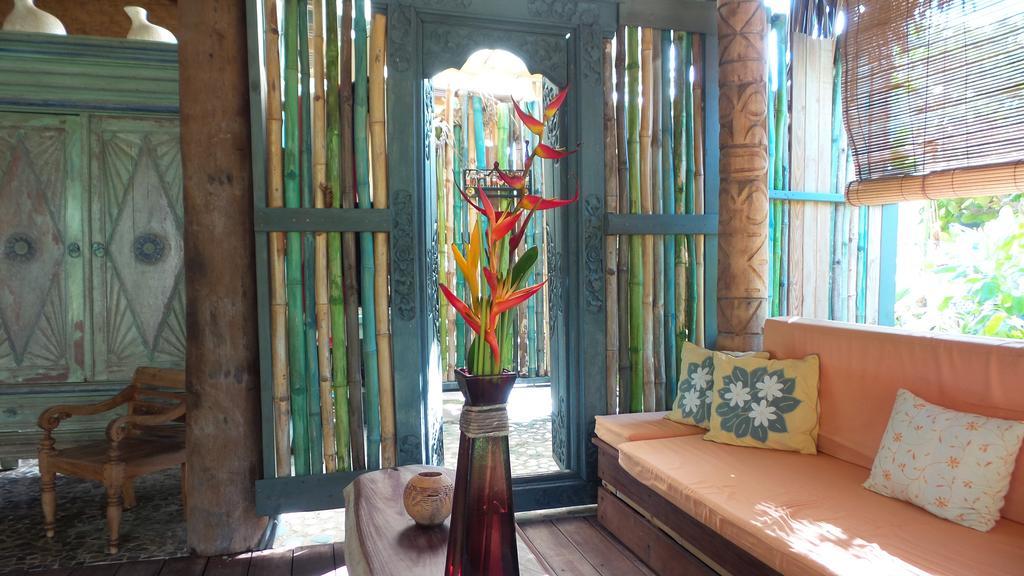 Green Lodge Moorea Temae Exteriör bild